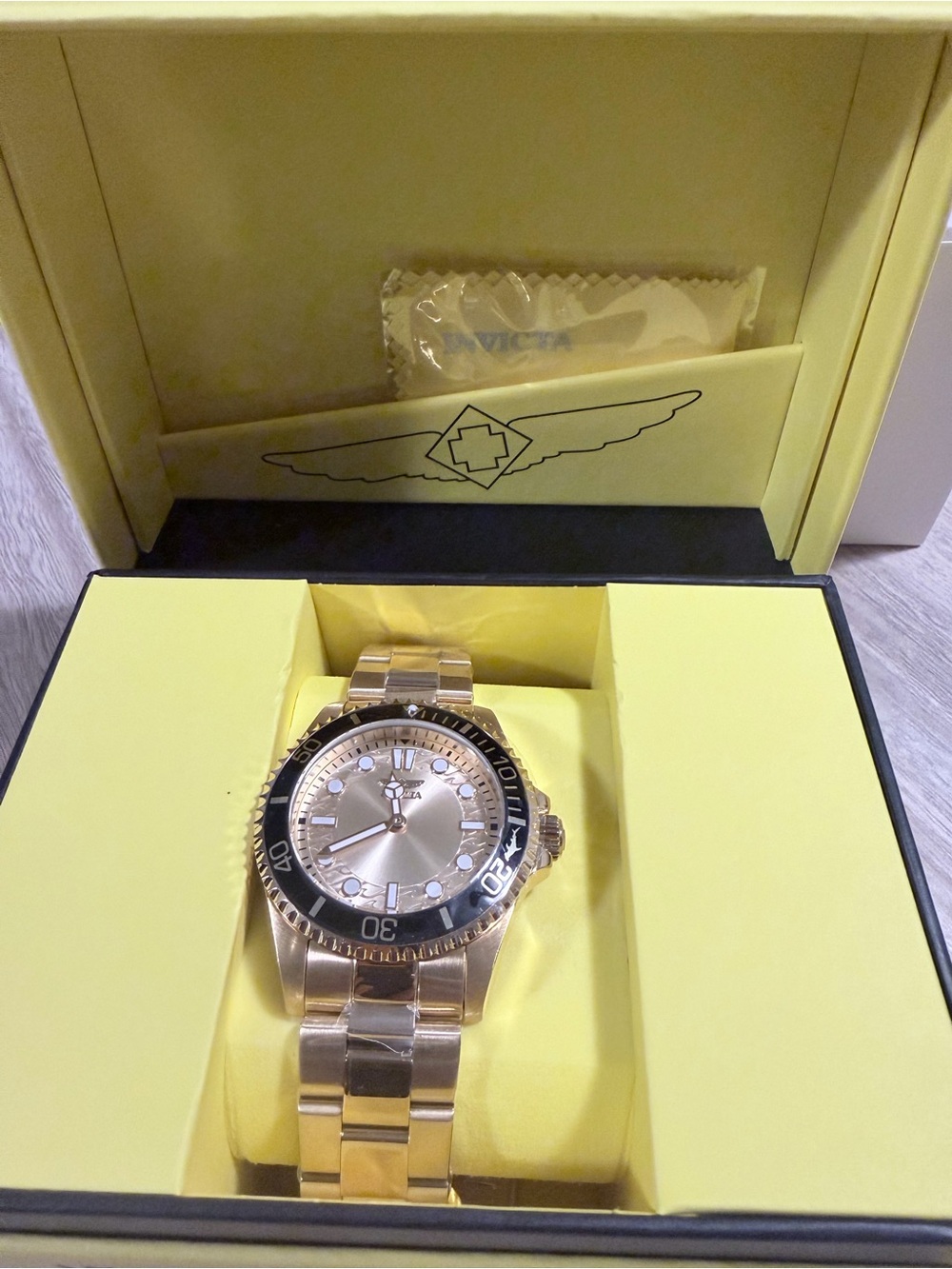 The Invicta Pro Diver "Crestcore" (Model 49700)